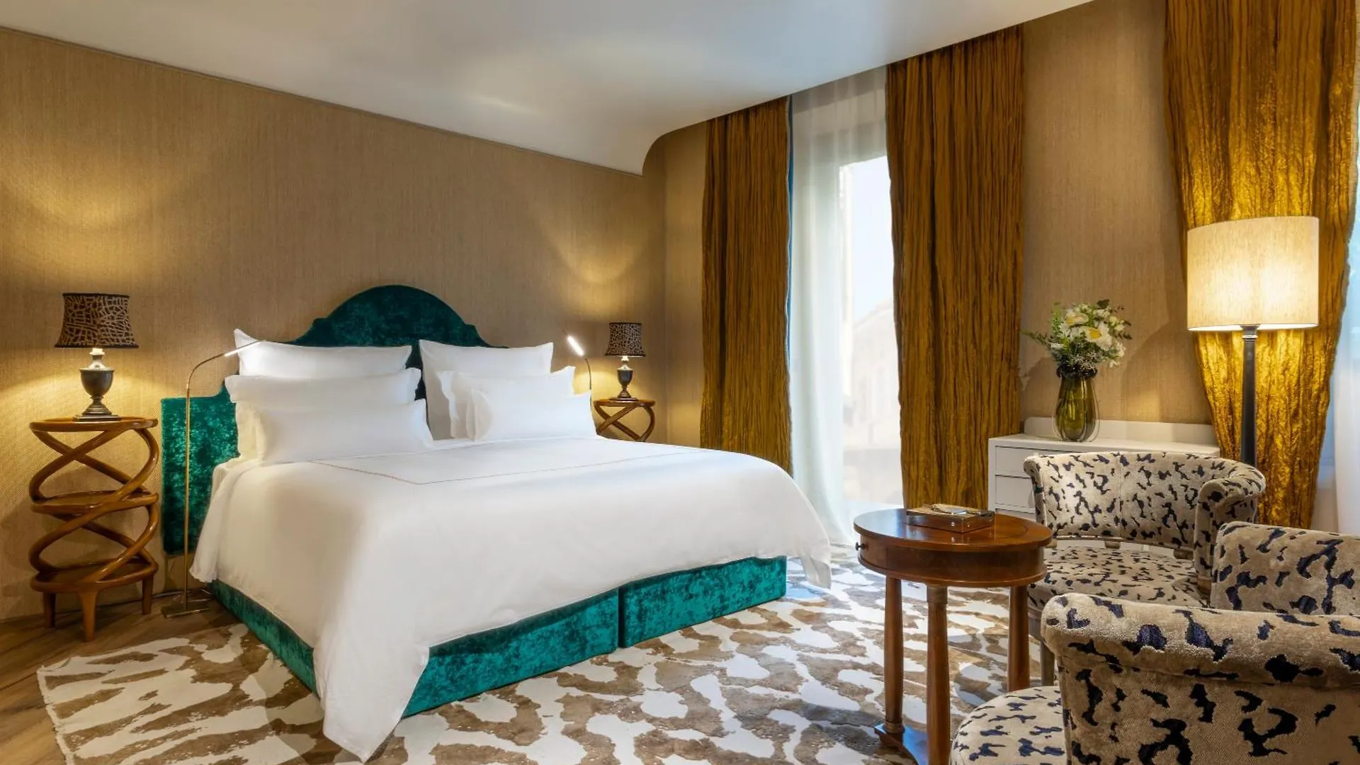 Hotel J&J